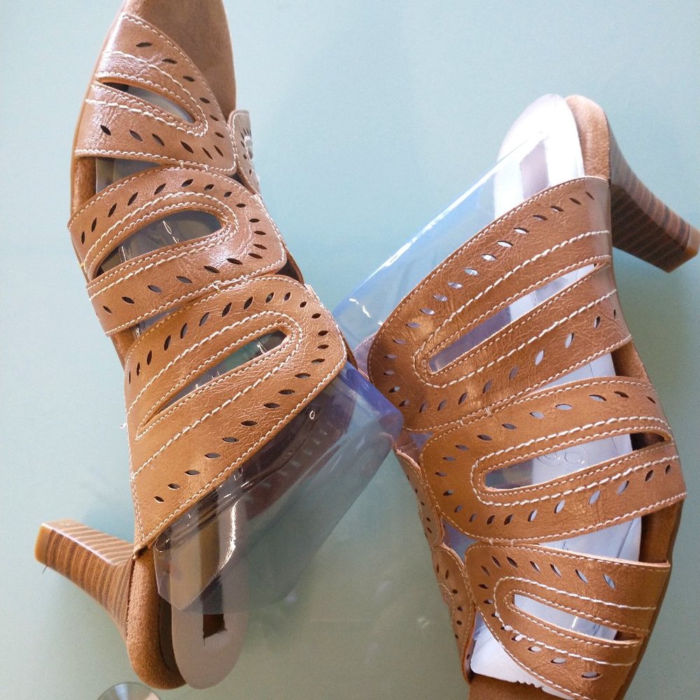 Sandaled Slides